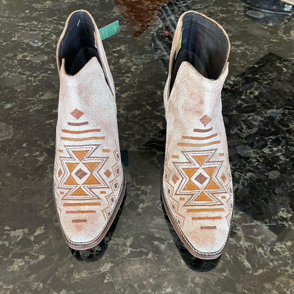 Roper New Womens Aztec Ankle Boots